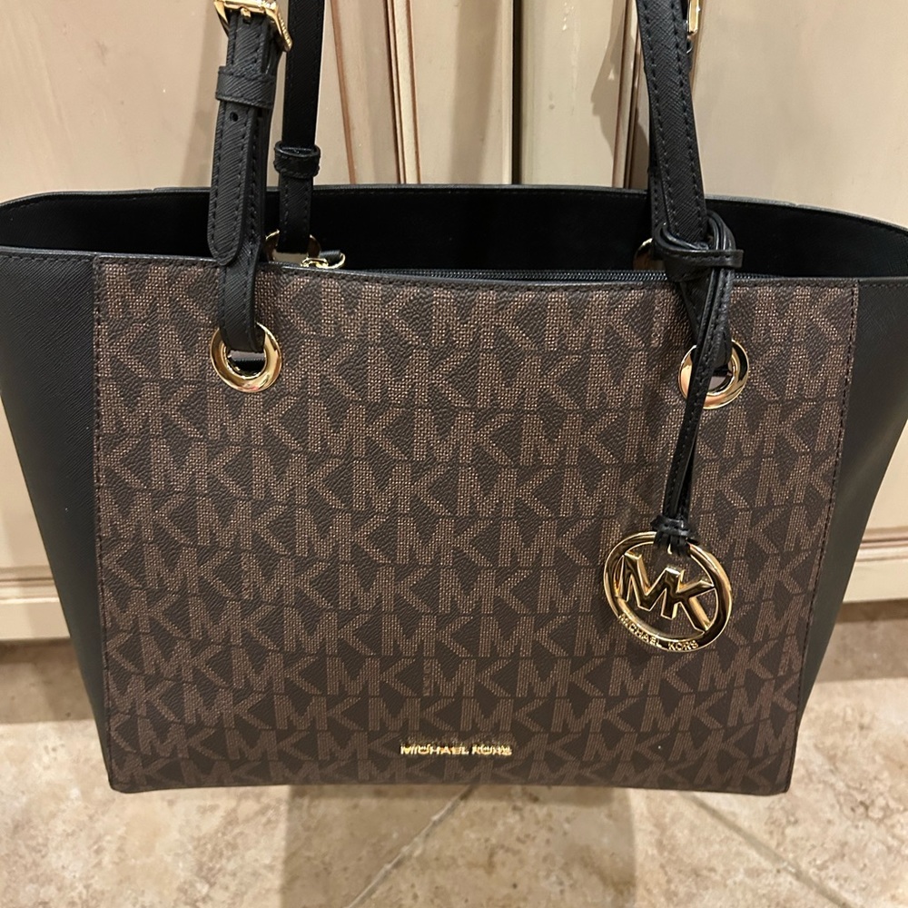 Michael Kors Walsh Tote Bag Brown With Black